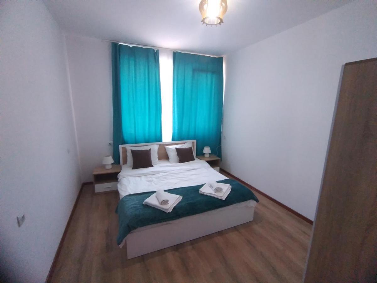 The Center Apartments Comfort Sandanski Exteriör bild