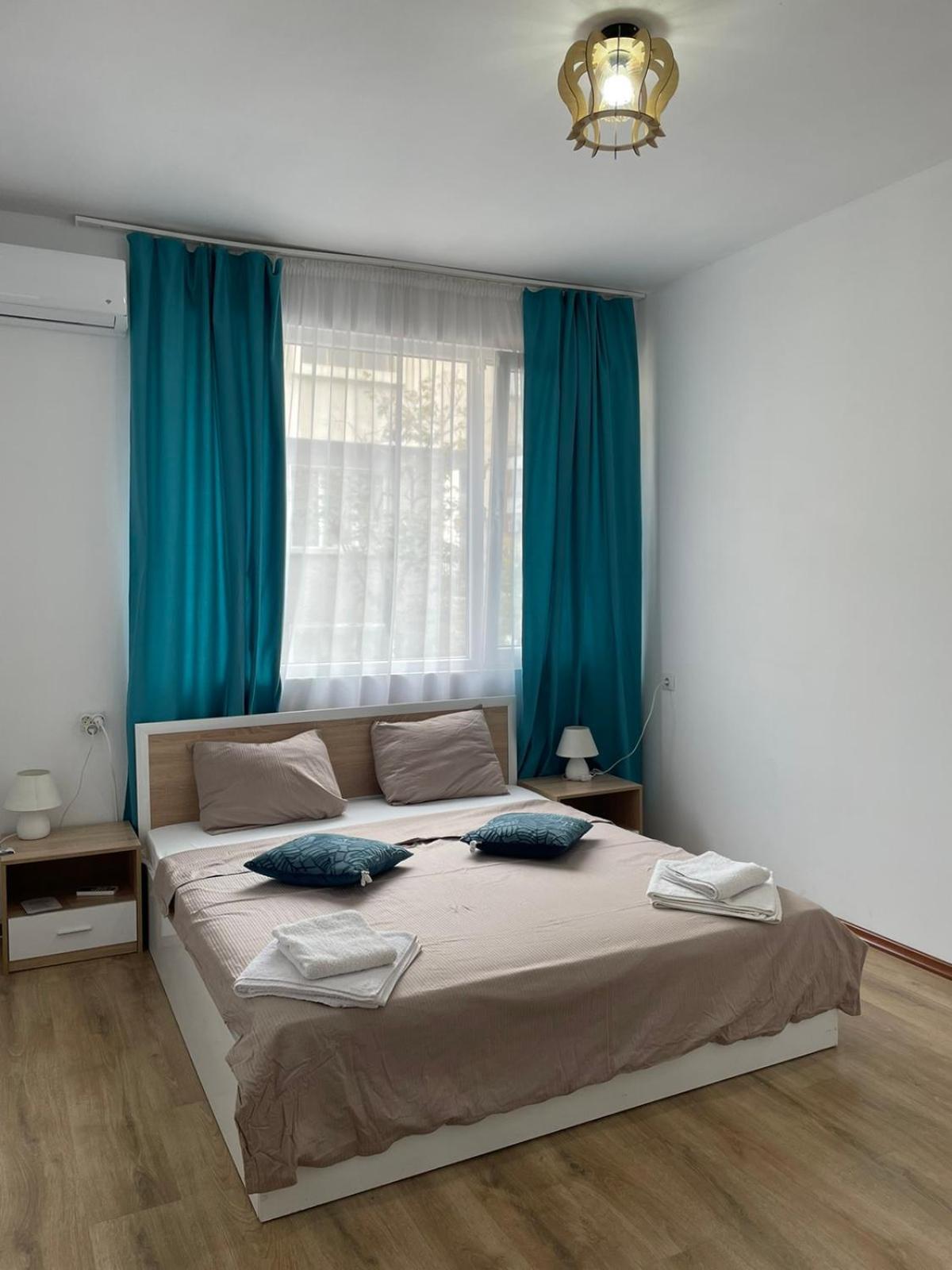 The Center Apartments Comfort Sandanski Exteriör bild